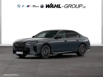BMW 740 xDrive M Sport Pro SkyLounge