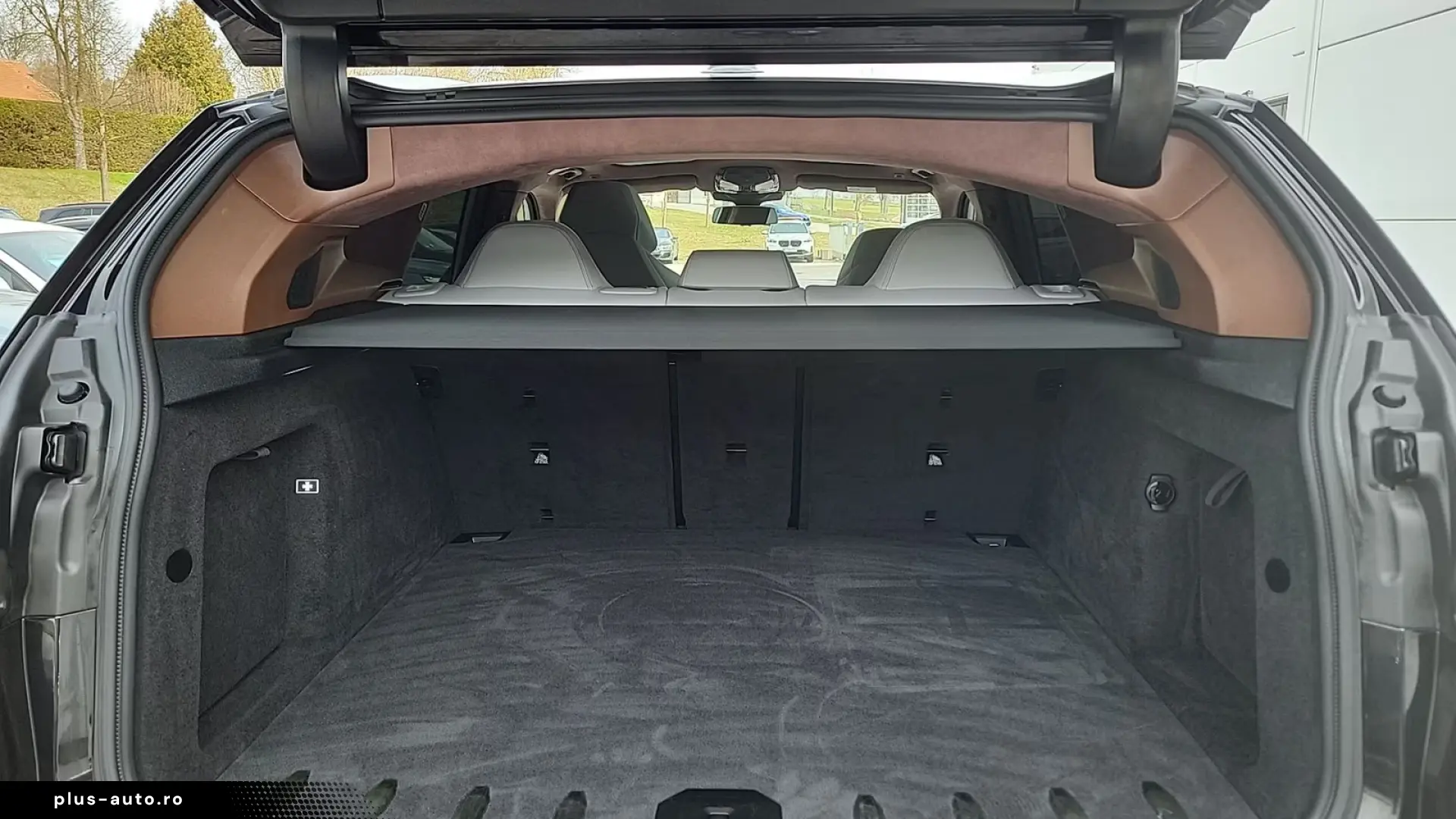 BMW XM Massage Sitzbelüft ACC 360