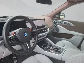 BMW XM Massage Sitzbelüft ACC 360