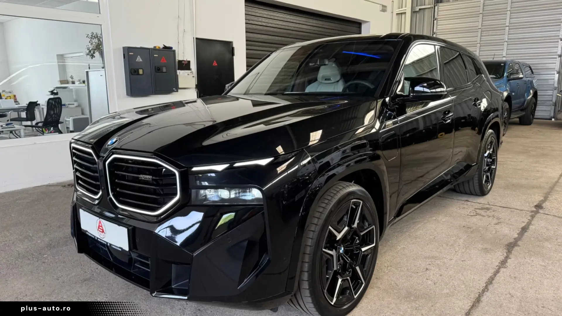 BMW XM 29 4 kWh Individual Bowers&Wilkins
