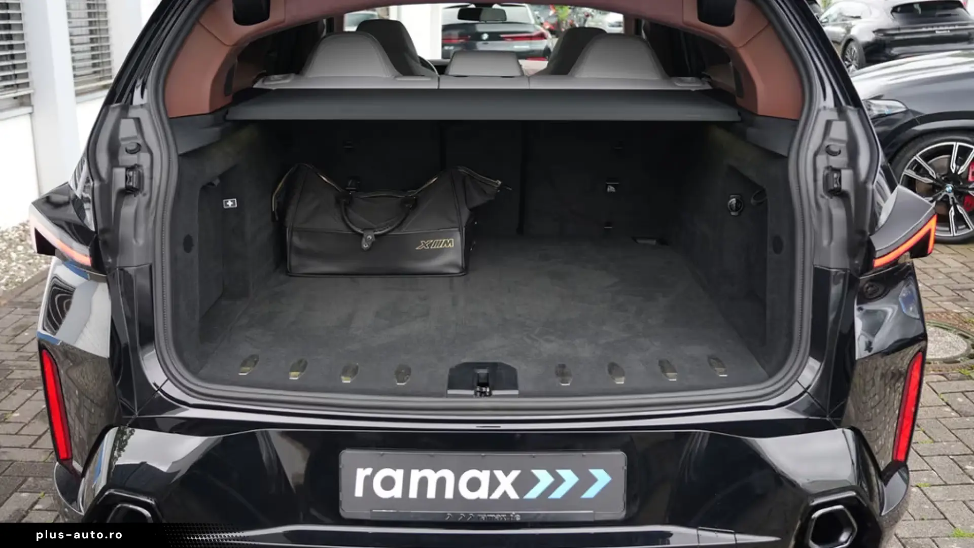 BMW XM V8 BLACK EDITION-ACC-AHK