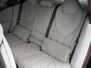 BMW XM V8 BLACK EDITION-ACC-AHK