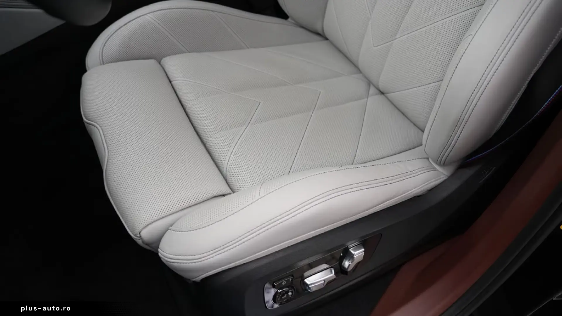 BMW XM V8 BLACK EDITION-ACC-AHK