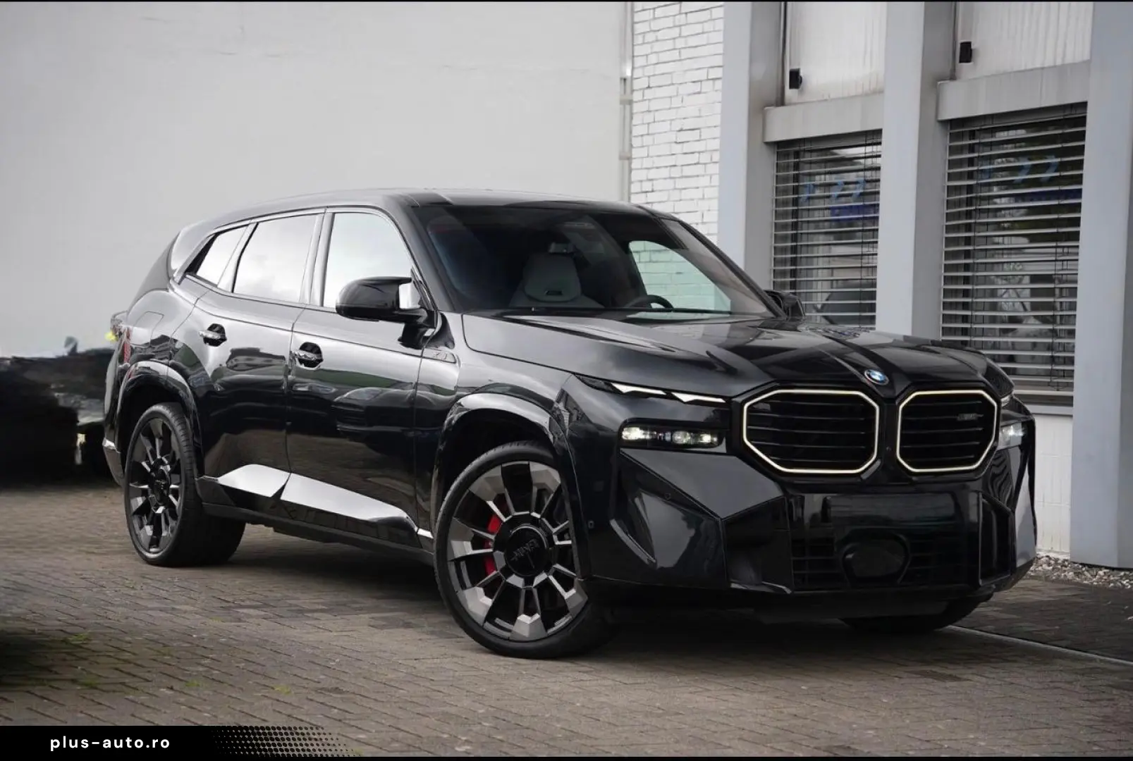 BMW XM V8 BLACK EDITION-ACC-AHK