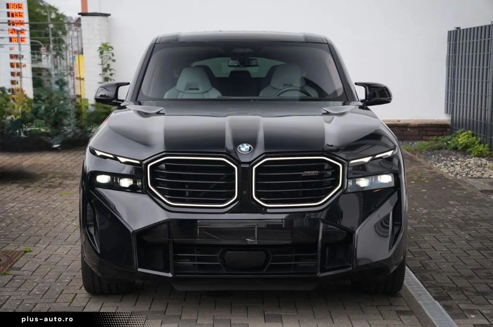 BMW XM V8 BLACK EDITION-ACC-AHK