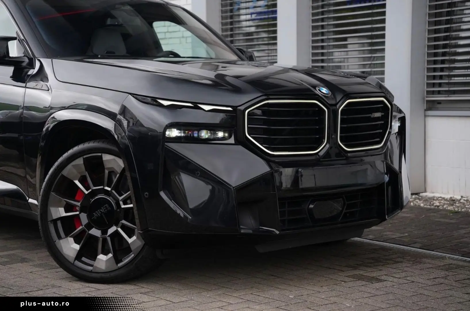 BMW XM V8 BLACK EDITION-ACC-AHK