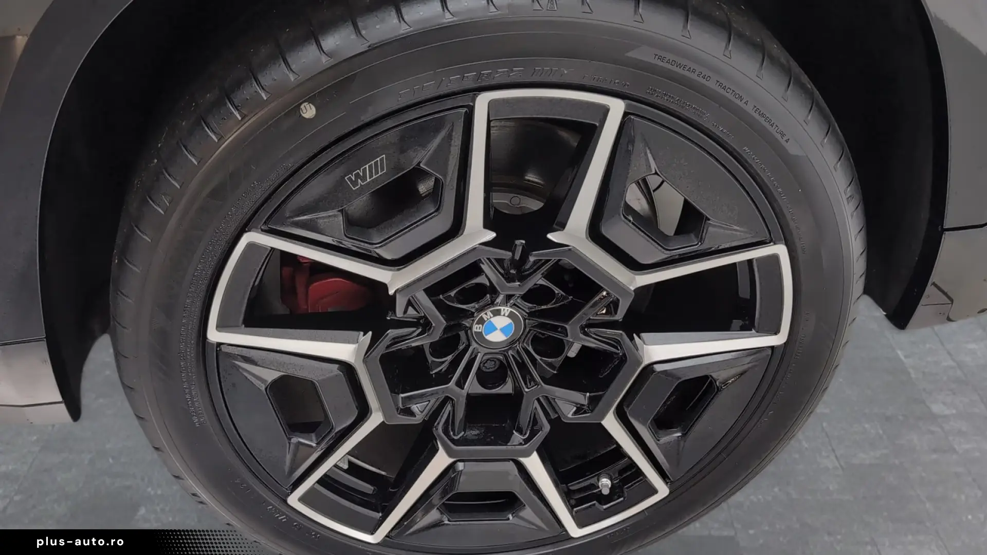 BMW XM Label Massage Bowers & Wilkins