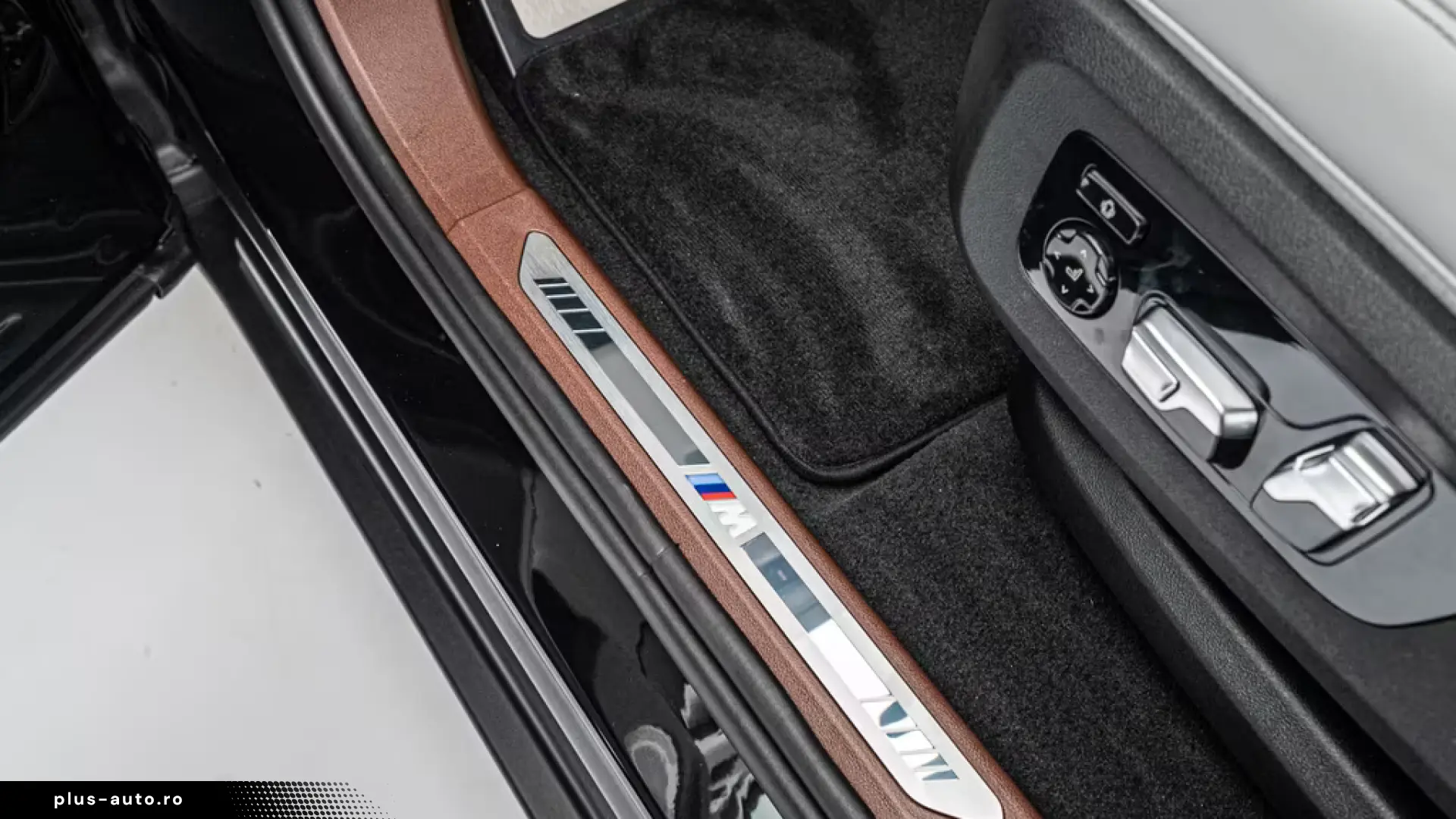 BMW XM Label Silverstone Int. BowerS