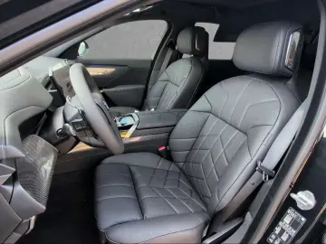 BMW 740 xDrive FACELIFT 2026 - M Sport Package Pro