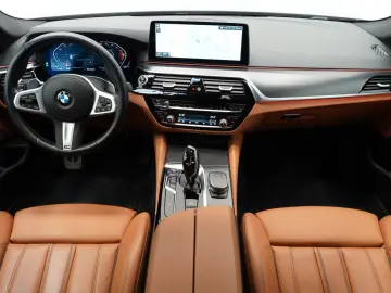 BMW 540 i M Sport SHADOW LEDER CARPLAY HARMAN