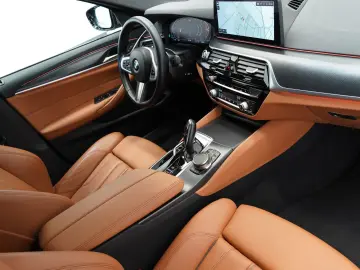 BMW 540 i M Sport SHADOW LEDER CARPLAY HARMAN