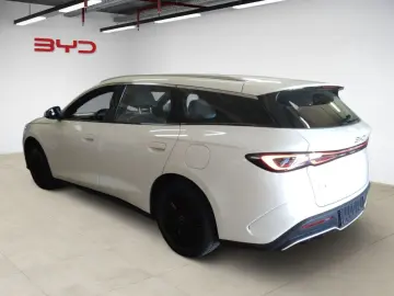 BYD Seal 6 DM-i Touring BOOST PHEV 1.5 160KW NAVI
