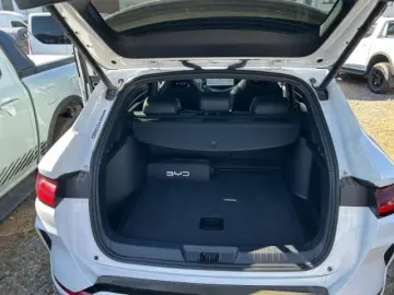BYD Seal U DM-i Design AWD El. Panodach Navi Leder