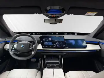 BMW 740 xDrive FACELIFT 2026 M Sport Pro