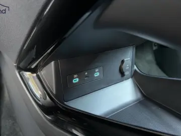 BYD DM-i Boost Alu HUD KA LED Link LRH NAV NBA PDC R