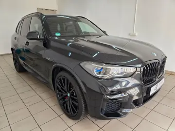 BMW X5 xDrive 45 e M Sport Laser Luft AHK Live-C 22