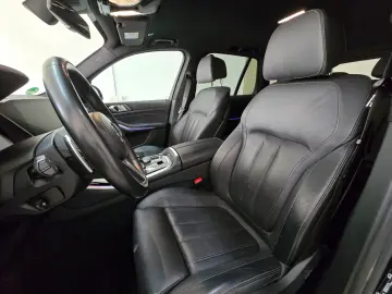 BMW X5 xDrive 45 e M Sport Laser Luft AHK Live-C 22