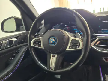 BMW X5 xDrive 45 e M Sport Laser Luft AHK Live-C 22