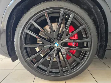 BMW X5 xDrive 45 e M Sport Laser Luft AHK Live-C 22