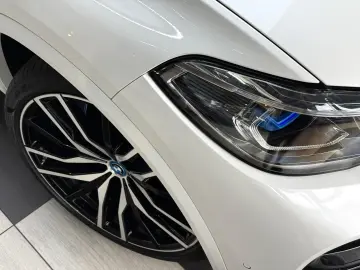 BMW X5 45 e xDr M Sport Pano-SKY HuD Massage 22  ACC
