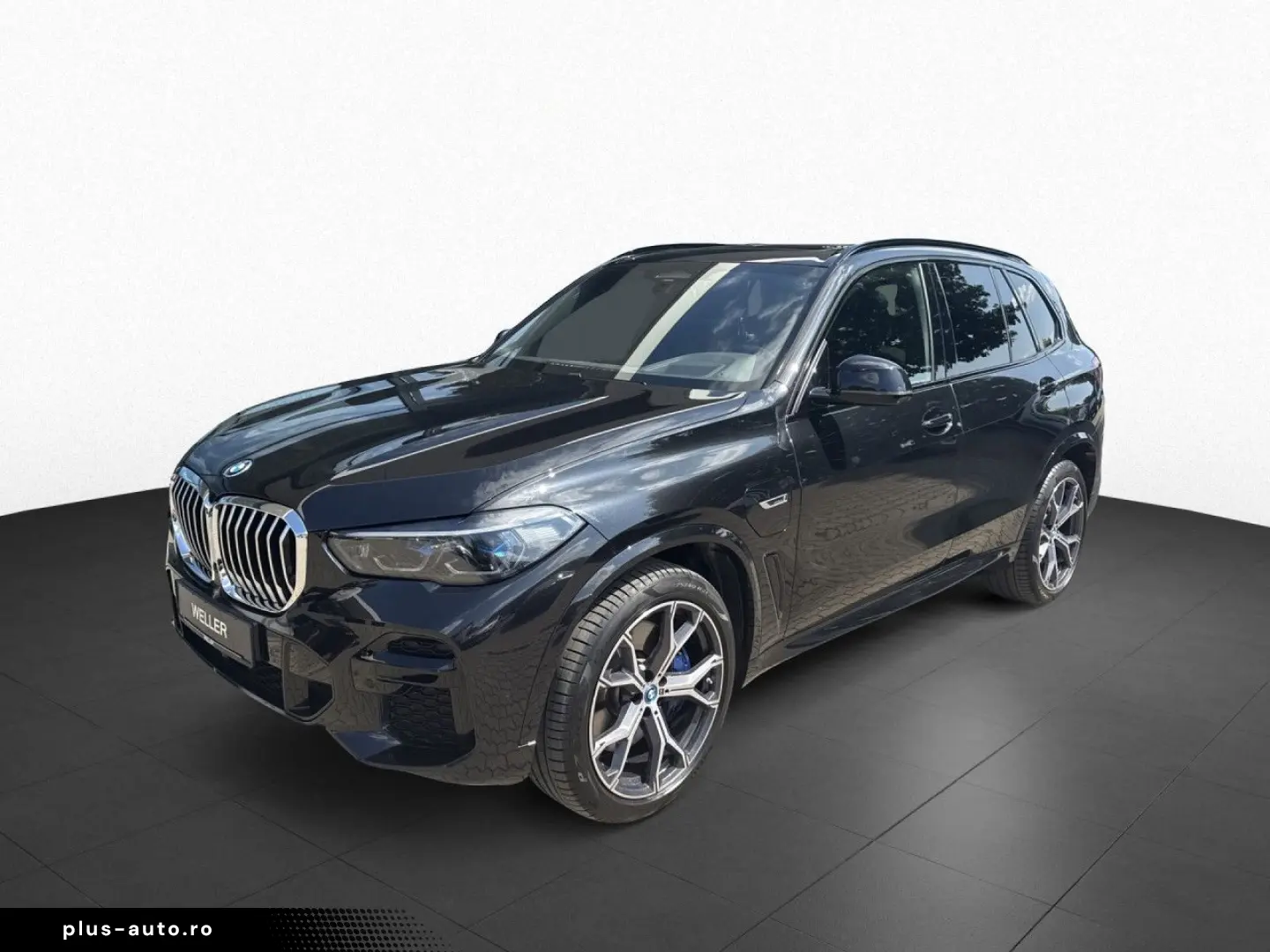 BMW X5 xDr45e MSport LASER HUD AHK Pano HiFi PaAss