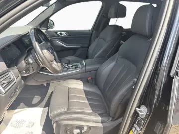 BMW X5 xDr45e MSport LASER HUD AHK Pano HiFi PaAss