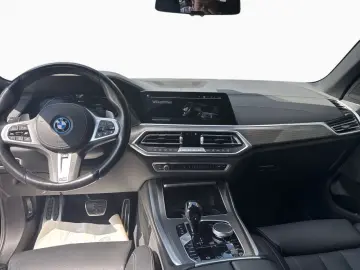 BMW X5 xDr45e MSport LASER HUD AHK Pano HiFi PaAss