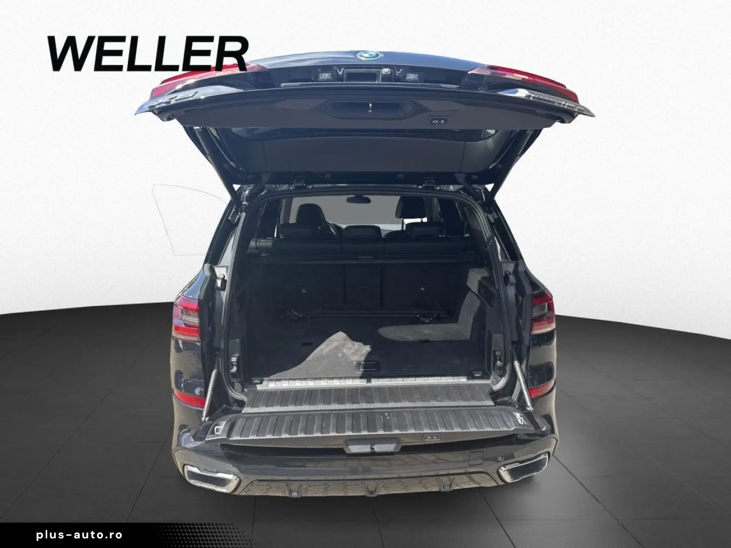 BMW X5 xDr45e MSport LASER HUD AHK Pano HiFi PaAss