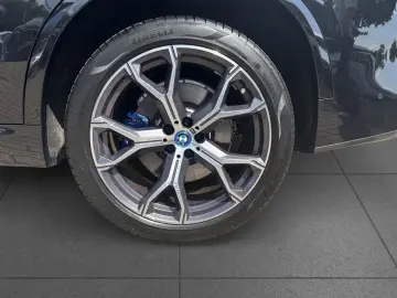 BMW X5 xDr45e MSport LASER HUD AHK Pano HiFi PaAss