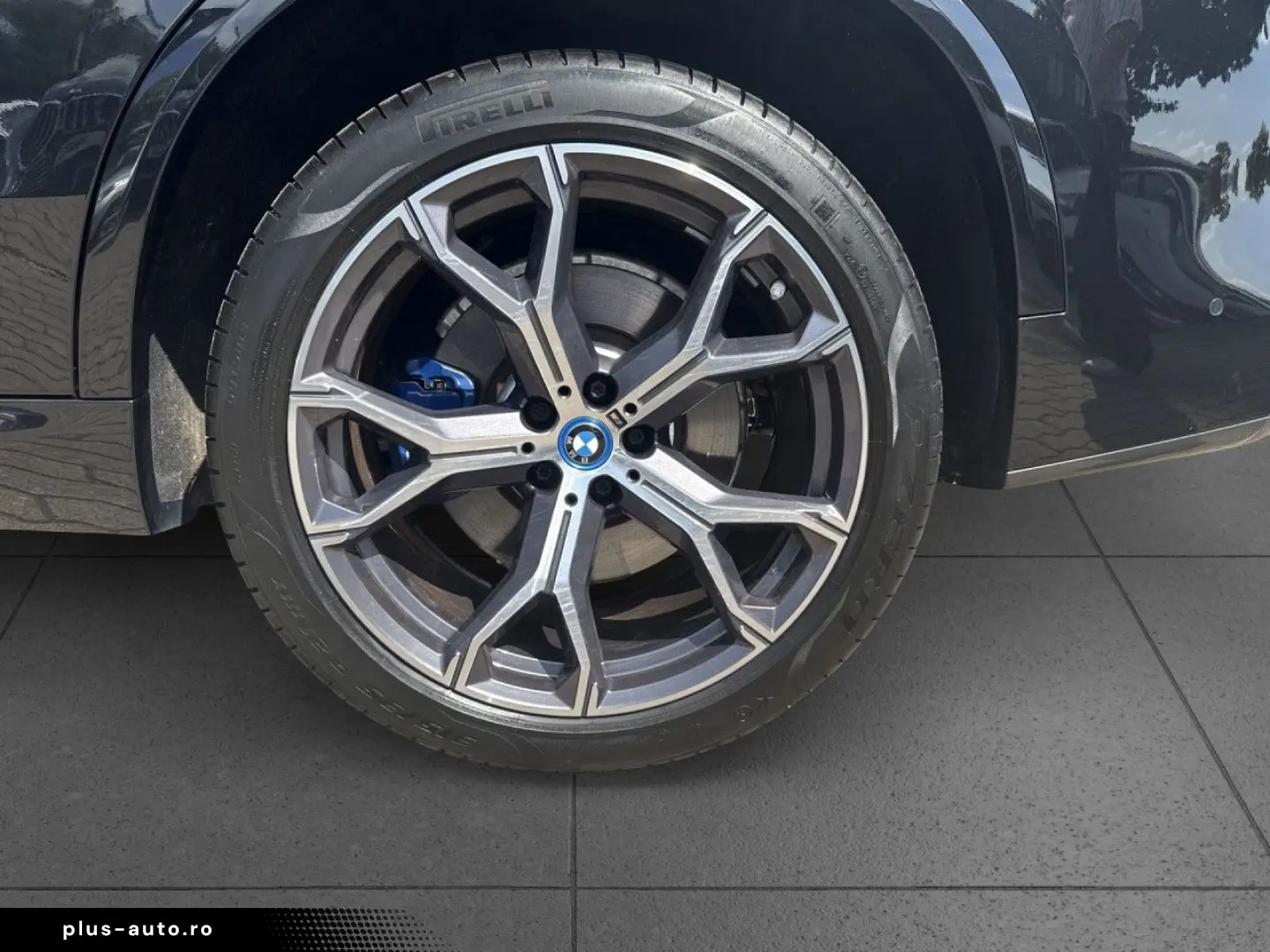 BMW X5 xDr45e MSport LASER HUD AHK Pano HiFi PaAss