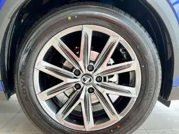 LEXUS LBX Elegant Leder    Garantie    Keyless    HYBR