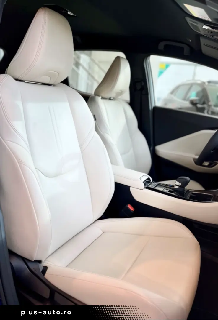 LEXUS LBX Elegant Leder    Garantie    Keyless    HYBR