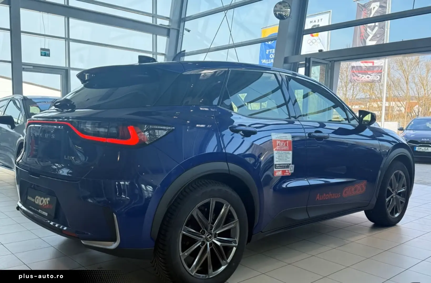 LEXUS LBX Elegant Leder    Garantie    Keyless    HYBR