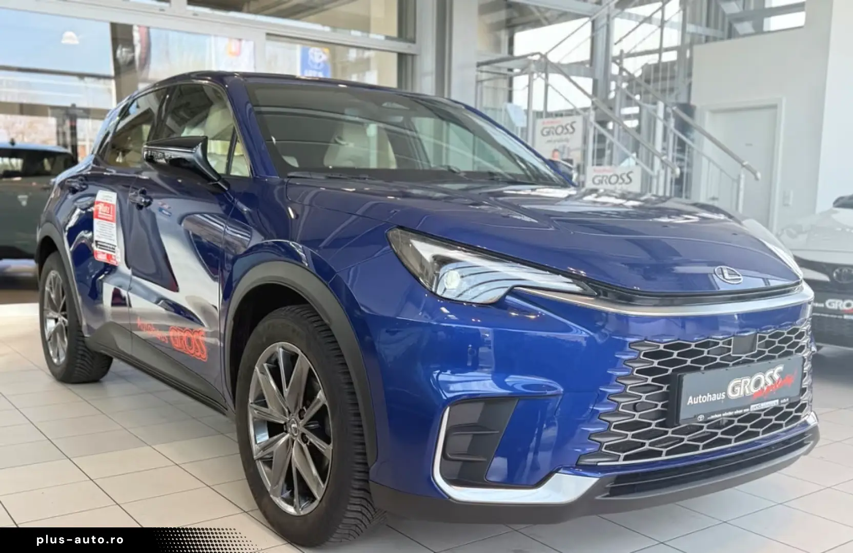 LEXUS LBX Elegant Leder    Garantie    Keyless    HYBR