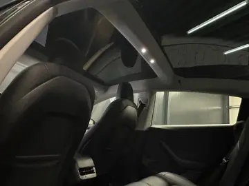 Tesla Model 3 Performance Dual AWD  20Zoll 1.HAND