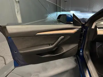 Tesla Model 3 Performance Dual AWD  20Zoll 1.HAND