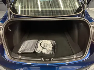 Tesla Model 3 Performance Dual AWD  20Zoll 1.HAND
