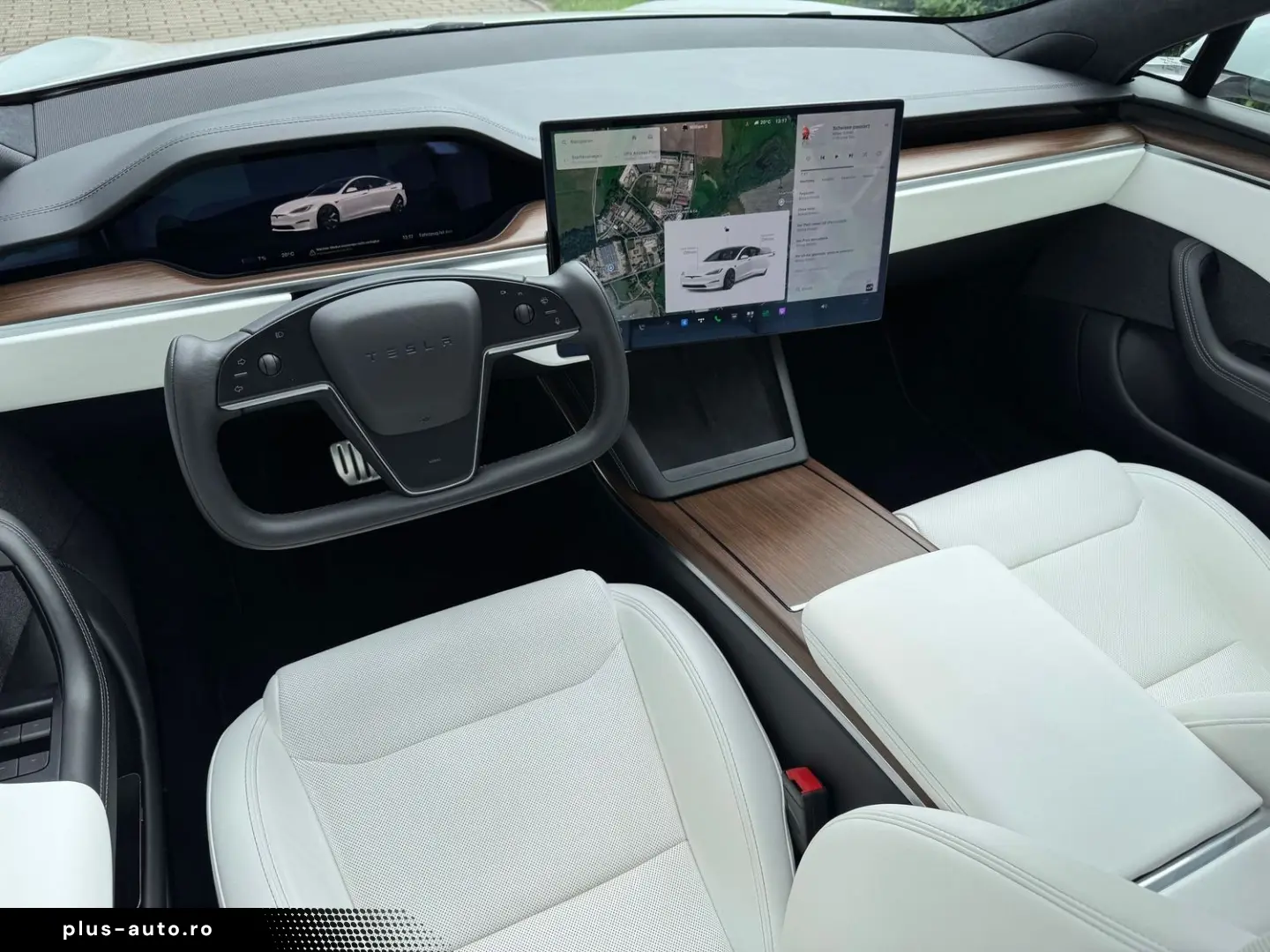 TESLA Model S Dual Motor Palladium HW4  8fachbereift