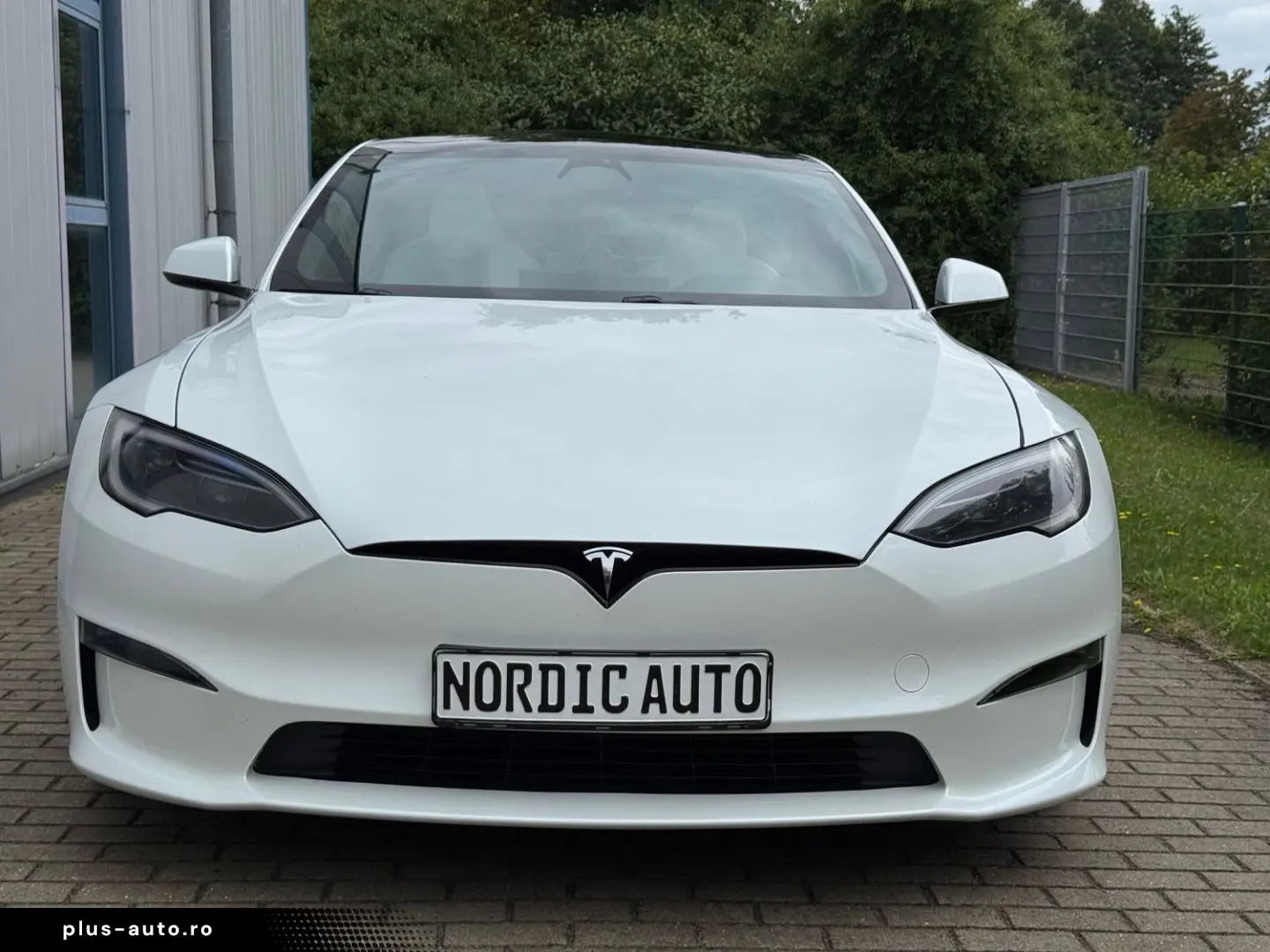 TESLA Model S Dual Motor Palladium HW4  8fachbereift