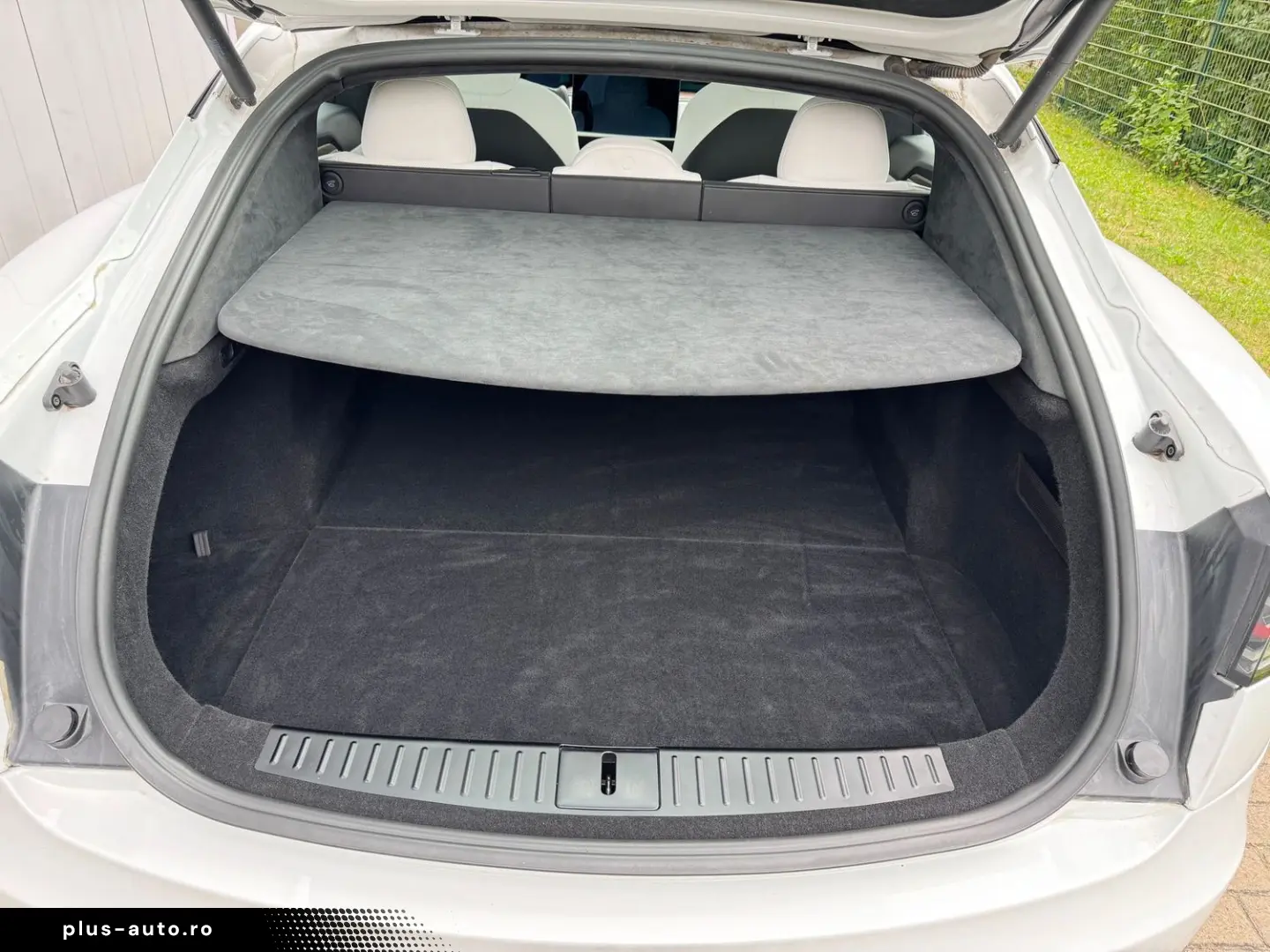 TESLA Model S Dual Motor Palladium HW4  8fachbereift
