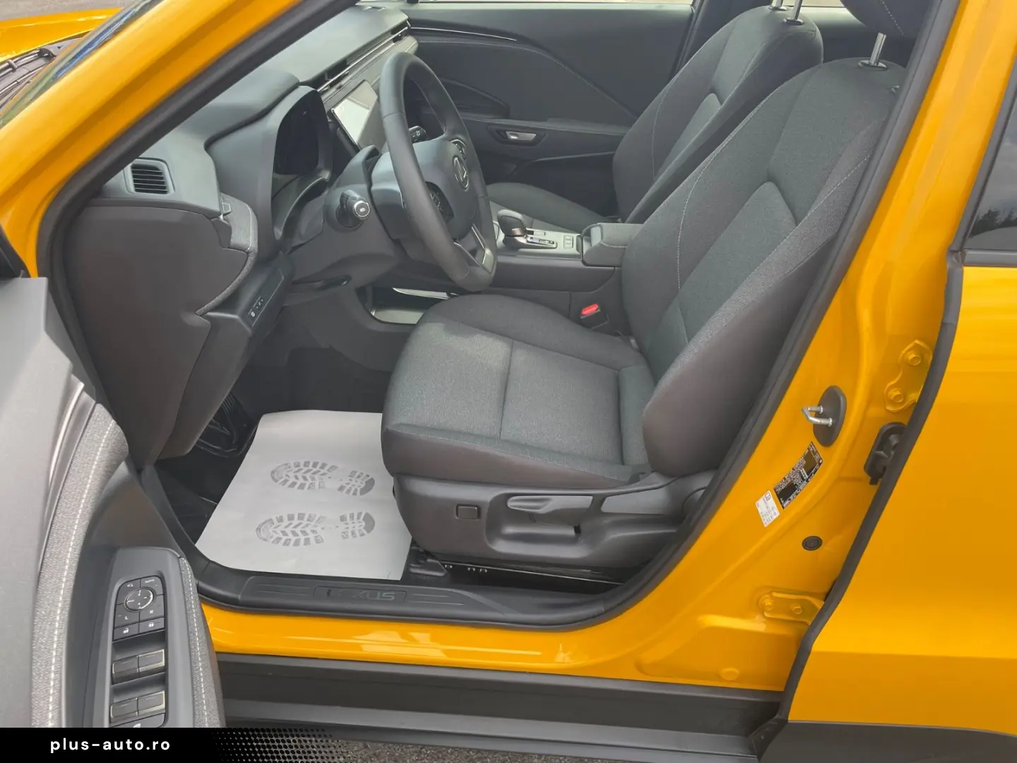 LEXUS LBX FWD LED NAVI Automatic SHZ ACC