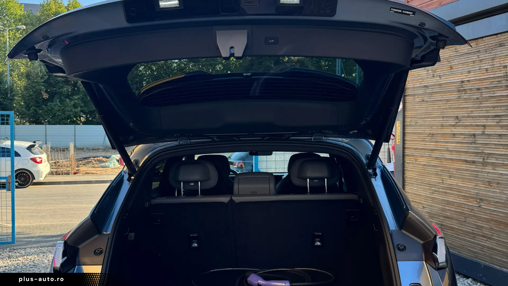 Lynk&Co Garantie 36 luni Piele 360 TVA