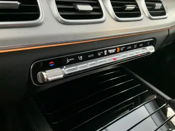 MERCEDES-BENZ GLE 400 d Coupé 4M Distronic Kam Burmester