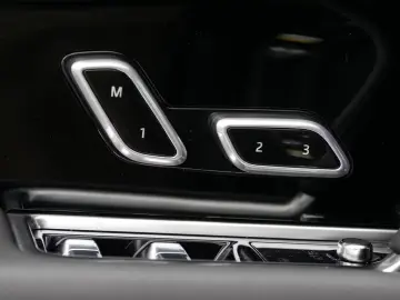 Land Rover Range Rover P550e Autobiography - PHEV