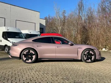 Porsche Taycan 4S