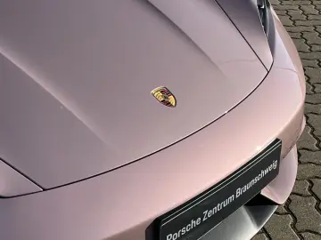 Porsche Taycan 4S