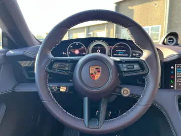 Porsche Taycan 4S