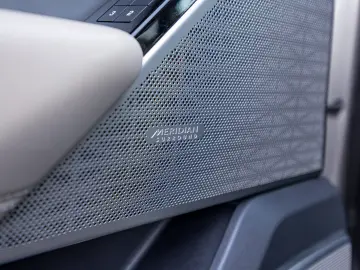 Land Rover Range Rover Velar R-Dynamic HSE