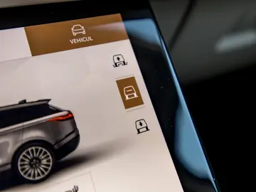 Land Rover Range Rover Velar R-Dynamic HSE