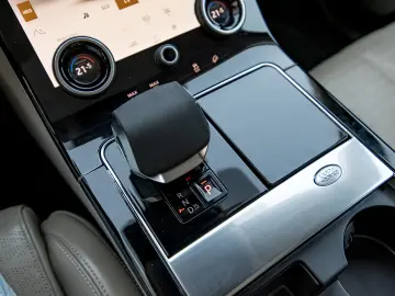 Land Rover Range Rover Velar R-Dynamic HSE